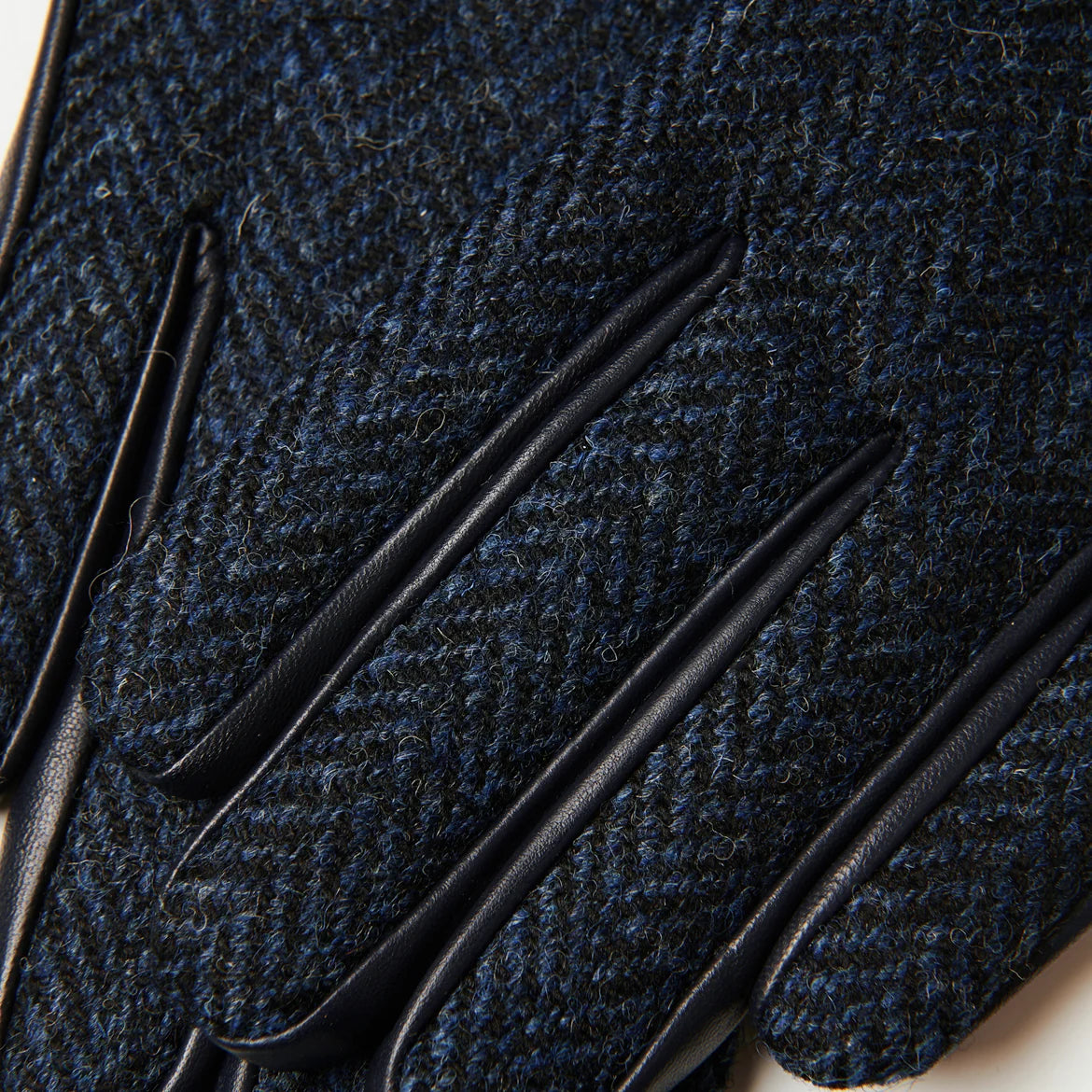 Navy tweed mens gloves from Scotland. Made of Harris Tweed.